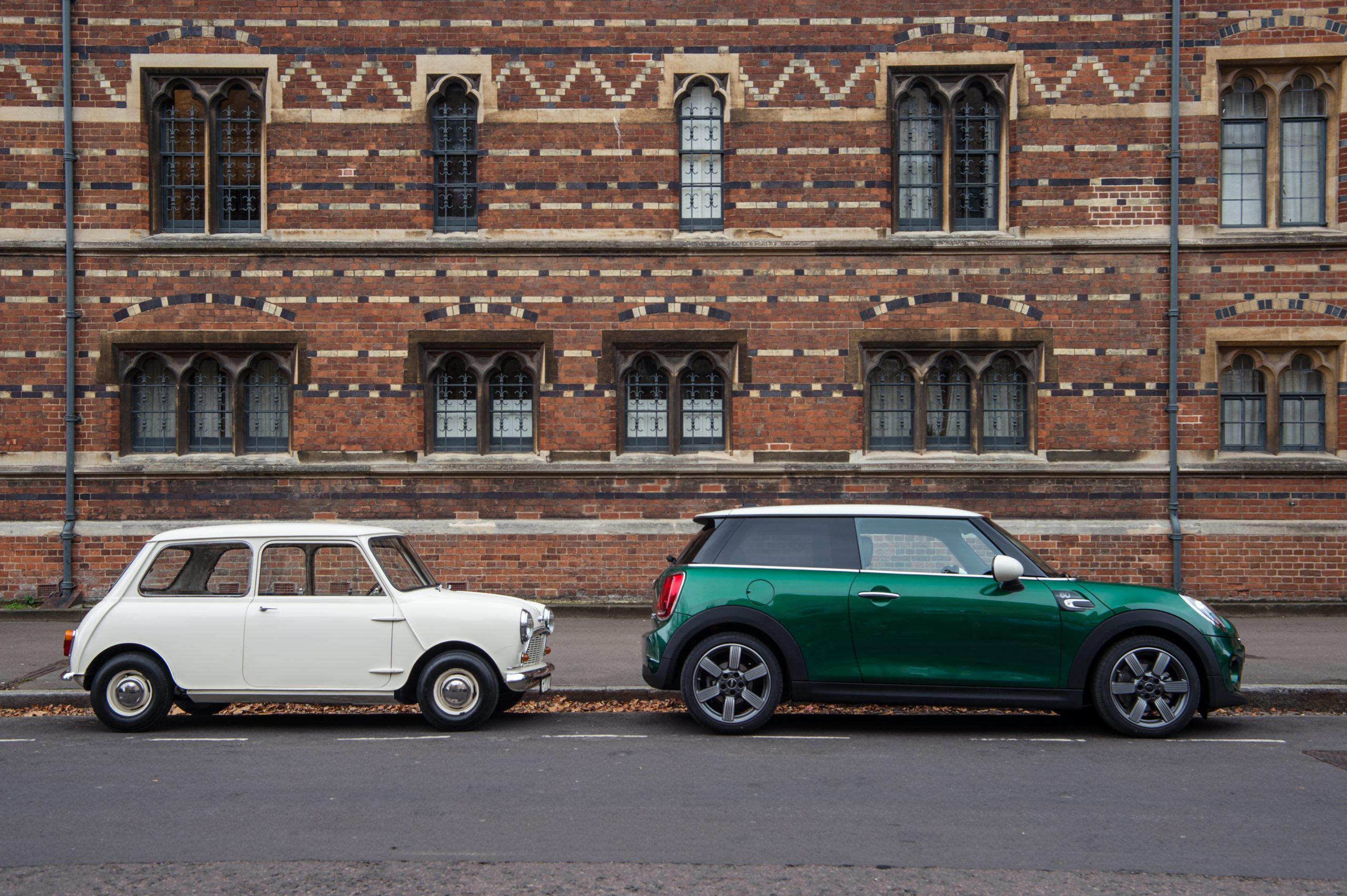La voiture Mini fête ses 60 ans en images (1959-2019) - Challenges